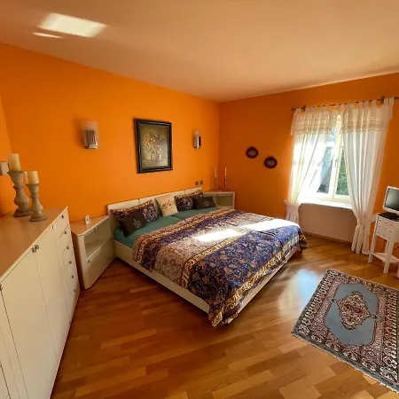 Roemische Aumuehle منزل للإقامة *